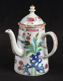 Chinese Export Porcelain Side Handle Teapot