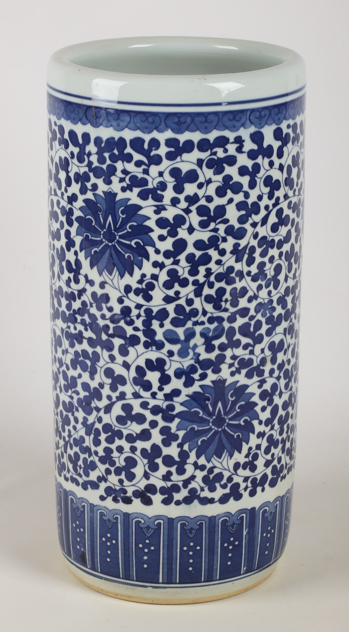 Blue and White Porcelain Umbrella Stand: Blue and White porcelain umbrella stand, 17 7/8"H x 8 1/4" dia