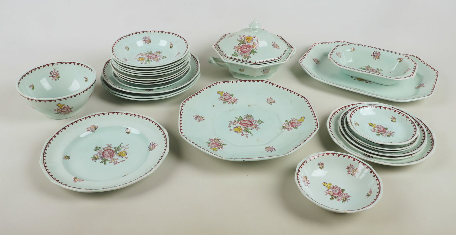 A Collection of Calyx Ware Chelsea Sprays: A Collection of Calyx Ware Chelsea Sprays