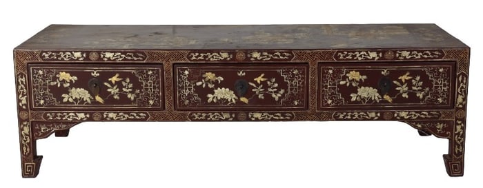 Chinoiserie paint decorated low table