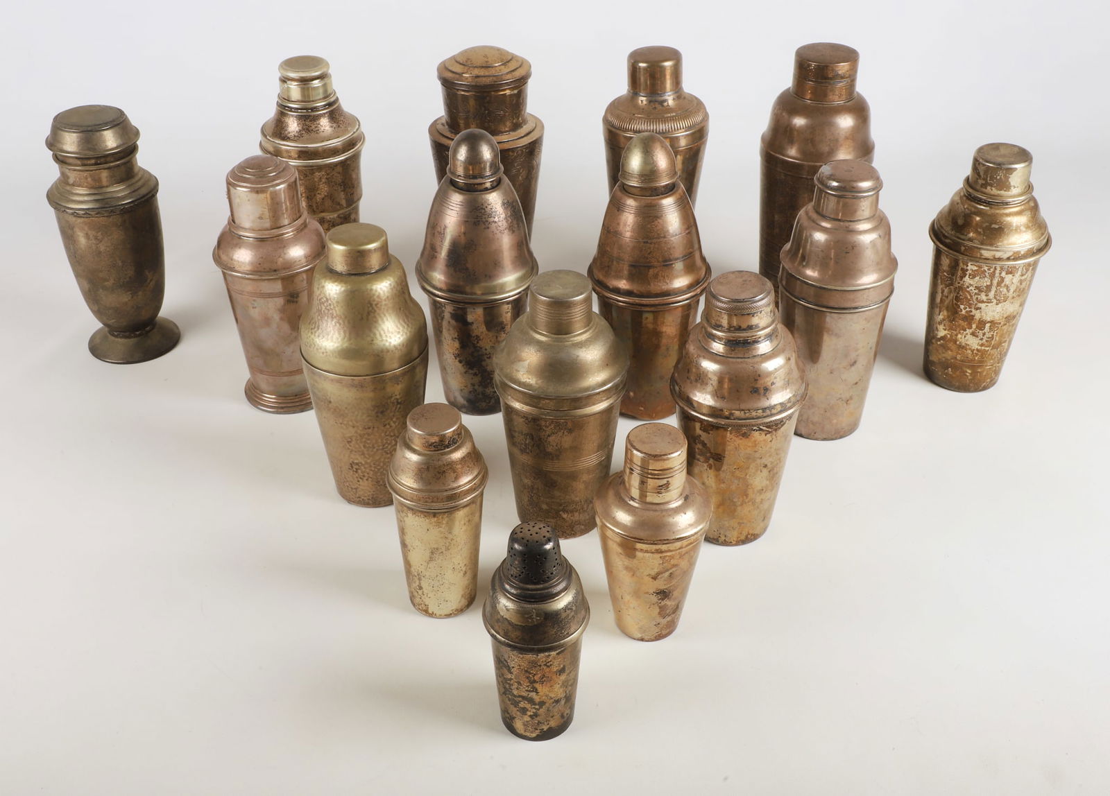 (16) Vintage Silverplated Cocktail Shakers (1 of 5)