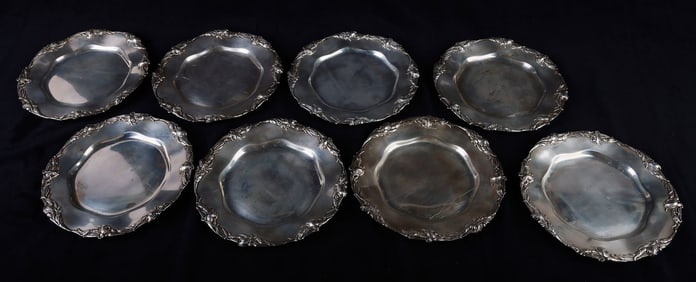 (8) Reed and Barton Sterling Foliate Edge Plates
