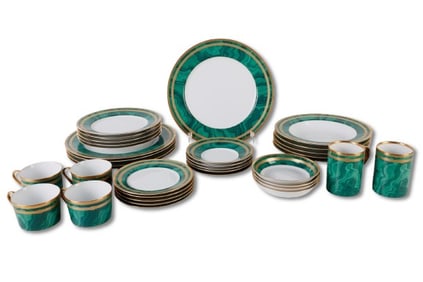 (34) Pieces Christian Dior, "Gaudron Malachite"