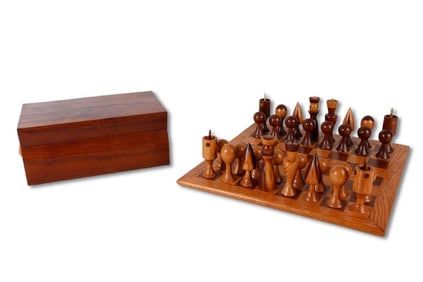 Daniel McCarthy Contemporary Wooden Chess Set