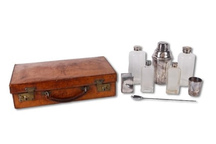 Brooks Brothers Traveling Cocktail Kit