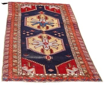 4'6" x 10'1" Semi-Antique Wool Kazak