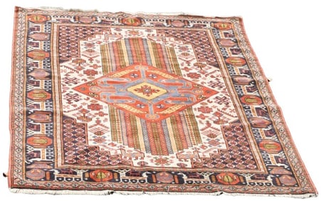 4'5" x 6'4" Persian Serab