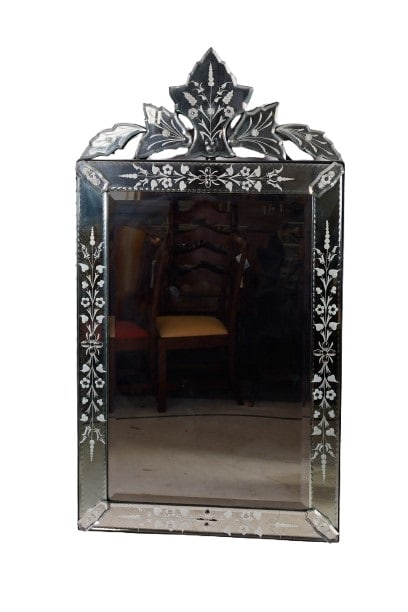 Mirror Fair Venetian style mirror (1 of 6)