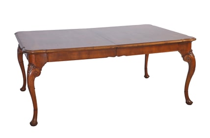 Saybolt & Cleland Queen Anne style Dining Table