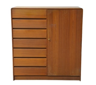 Arne Wahl Iversen for Vinde Mobelfabrik Danish Modern gentlemen's chest