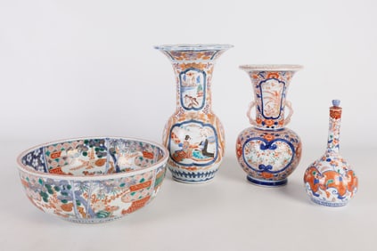(4) Pieces Japanese Imari Porcelain