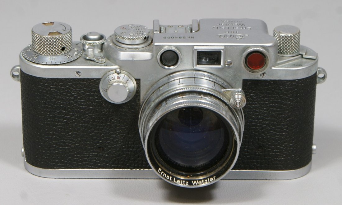 Leica III-F 35 mm viewfinder camera, SN 584055, c 1951-: Leica III-F 35 mm viewfinder camera, SN 584055, c 1951-52, F3.5 50 mm Leitz Wetzlar lens, SN 703757, with leather Leica case