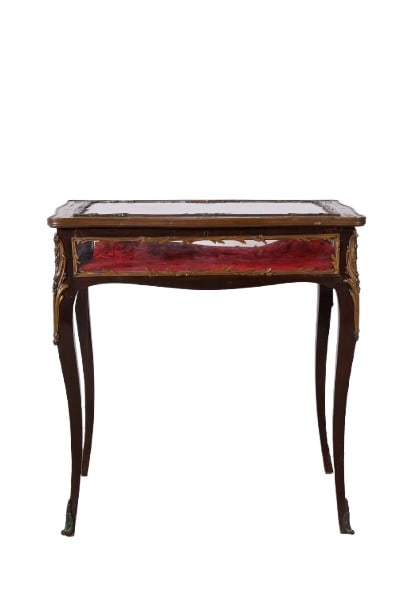 Napoleon III Boulle Work Ebonized Vitrine Table: Napoleon III French boulle work ebonized vitrine table, the hinged glass-inset top of serpentine outline opening to the vacant fabric lined case, raised on cabriole legs in ormolu mounts, 28-1/2â&eur
