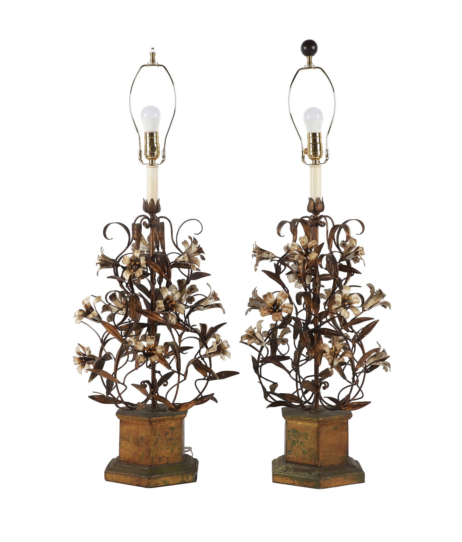 Italian Tole Style Botanical Lamp Pair (1 of 8)