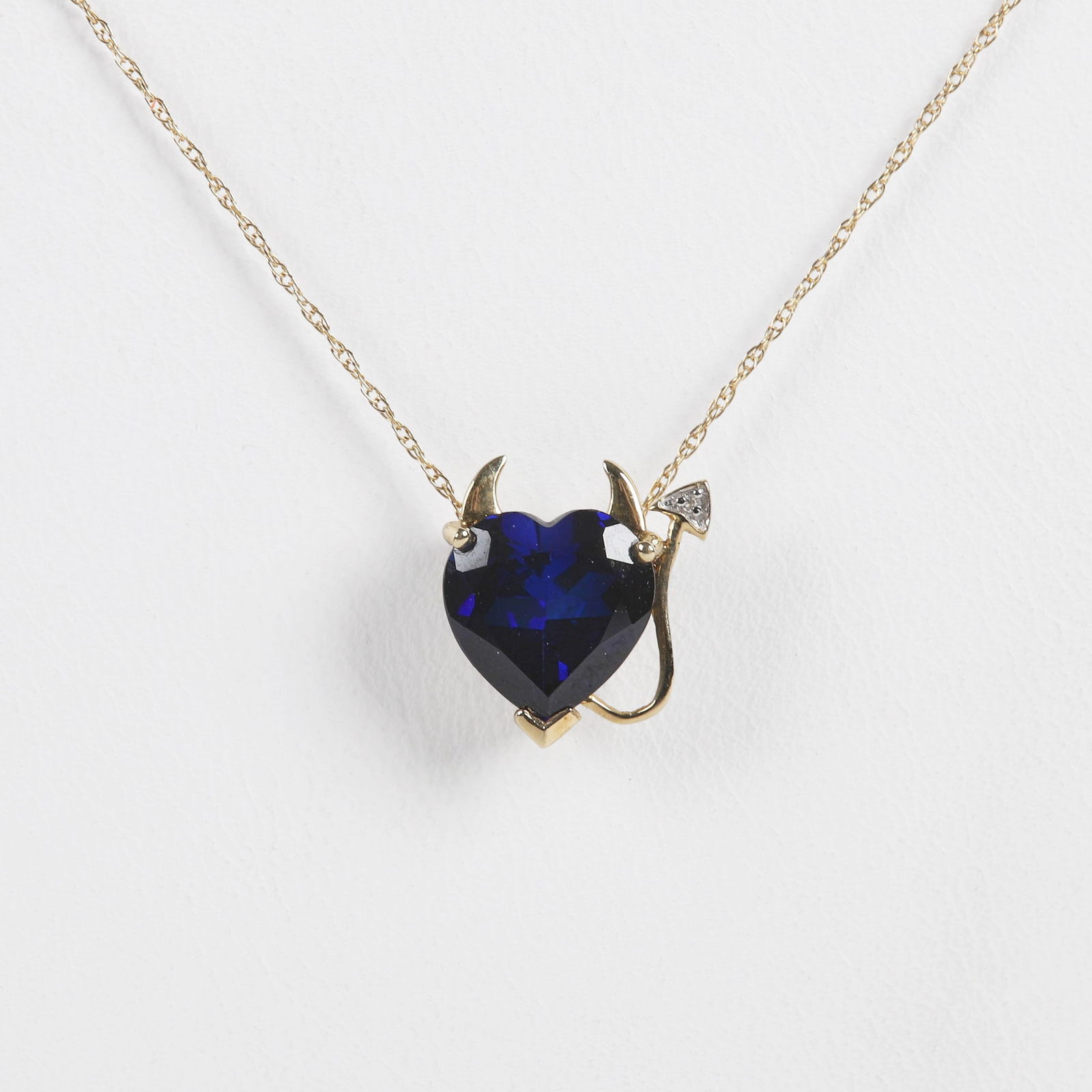 14K Heart Shaped Sapphire Pendant Necklace (1 of 6)