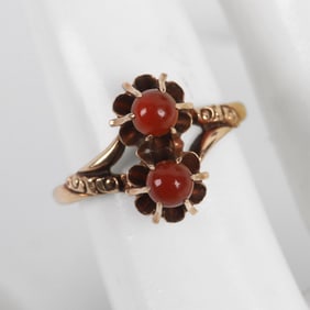 Victorian Carnelian Cabochon Ring