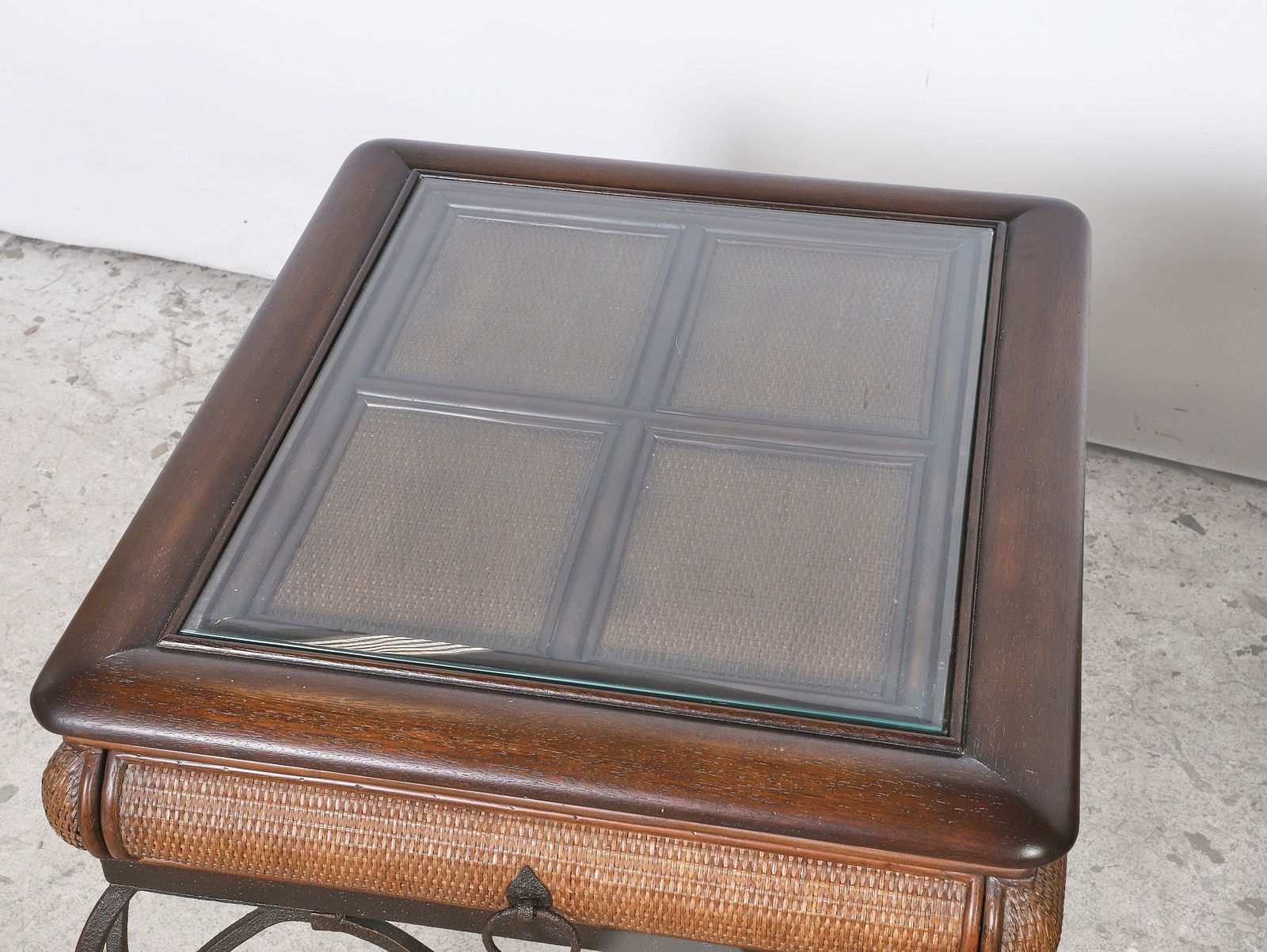 Contemporary (3) Pc. Table Grouping - 4