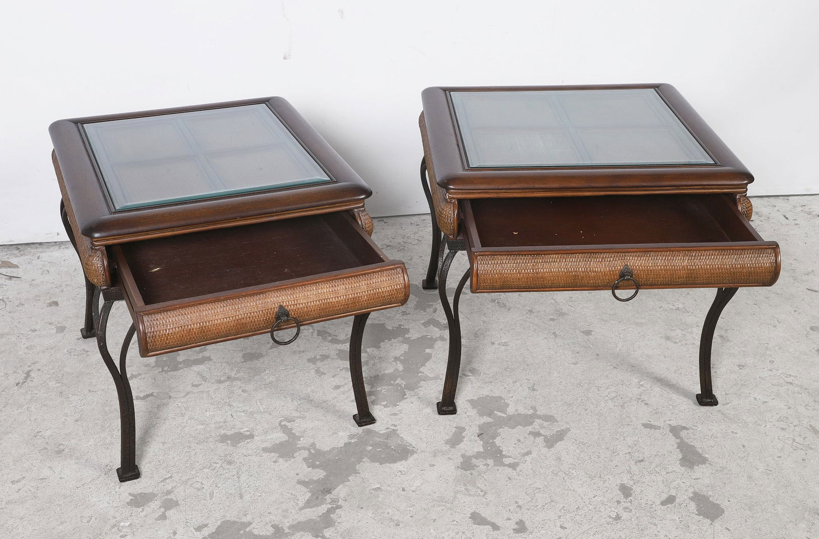 Contemporary (3) Pc. Table Grouping - 5