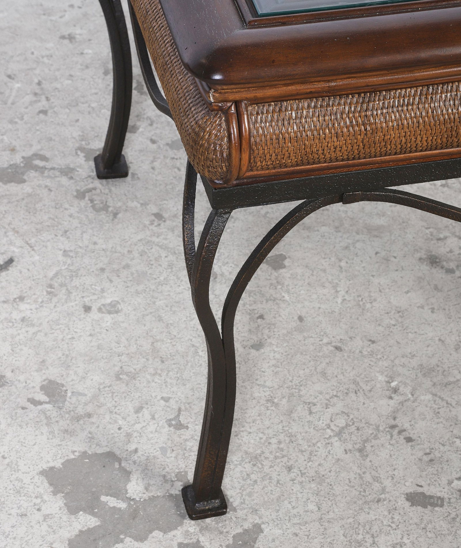 Contemporary (3) Pc. Table Grouping - 9