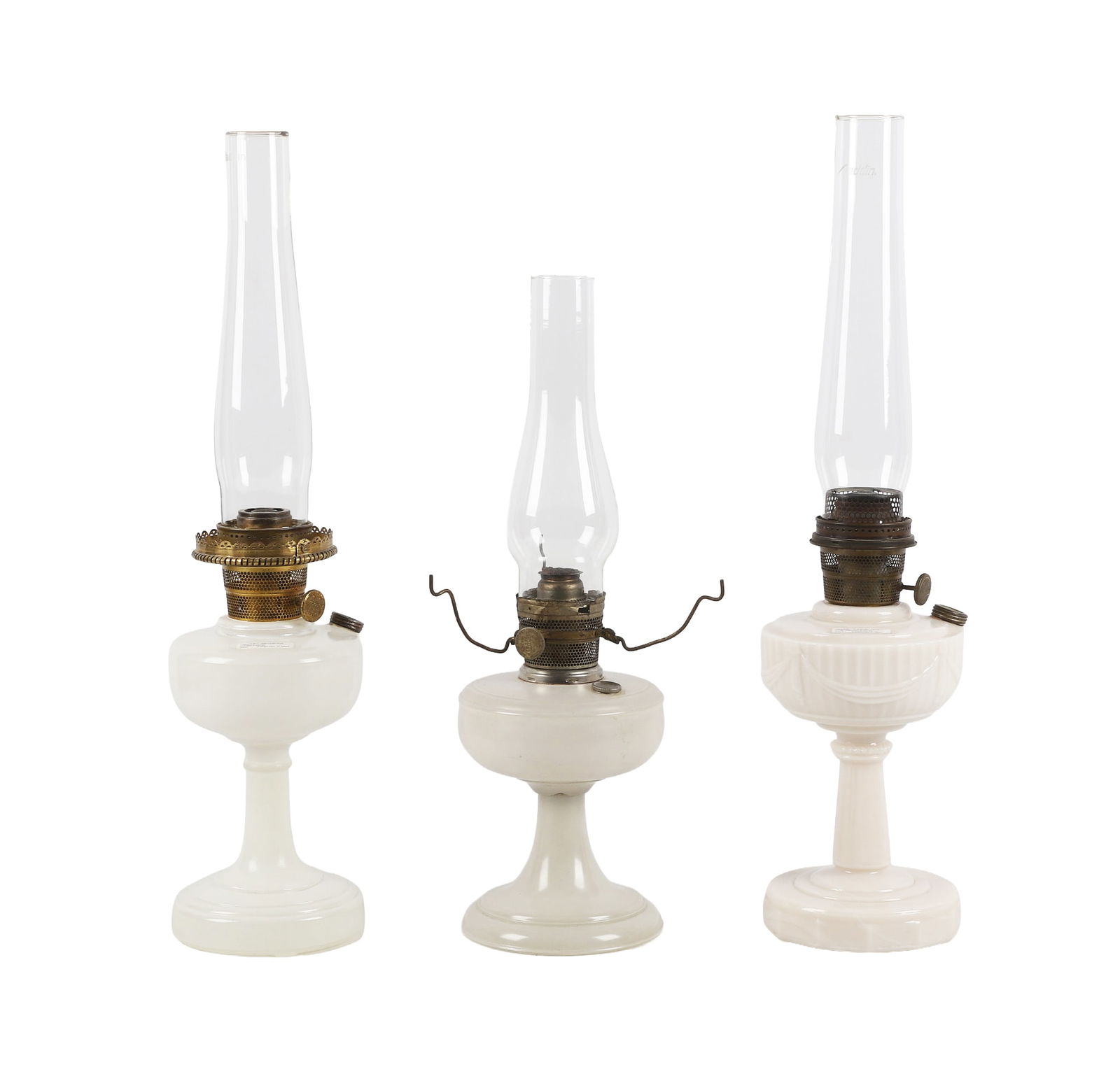 (3) Aladdin Oil Lamps (1 of 14)