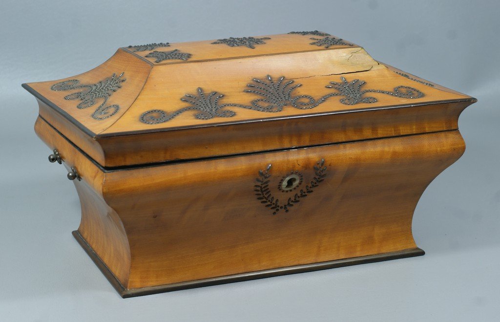 French bead mounted satinwood ladies necessaire, fitted: French bead mounted satinwood ladies necessaire, fitted tray with MOP sewing implements, corners of tray with gold embroidered decoration, tray removes to reveal a small music box movement with 17 sec