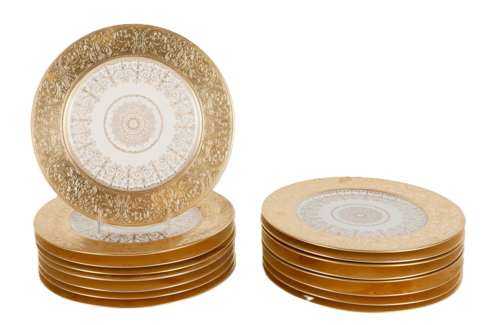 (16) Heinrich and Co. Selb Gilt Place Plates (1 of 8)
