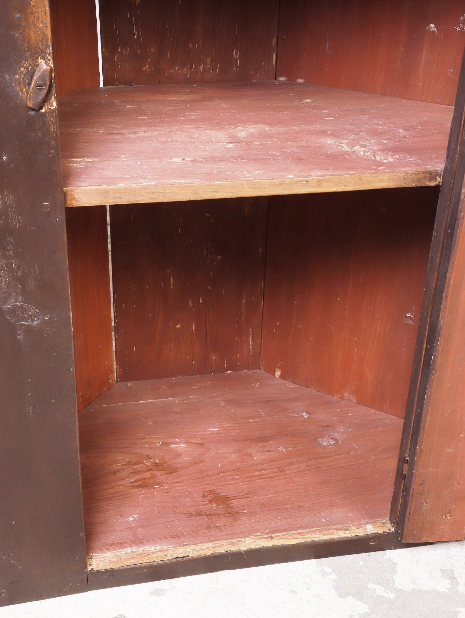 Rustic Pine Corner Cupboard - 9