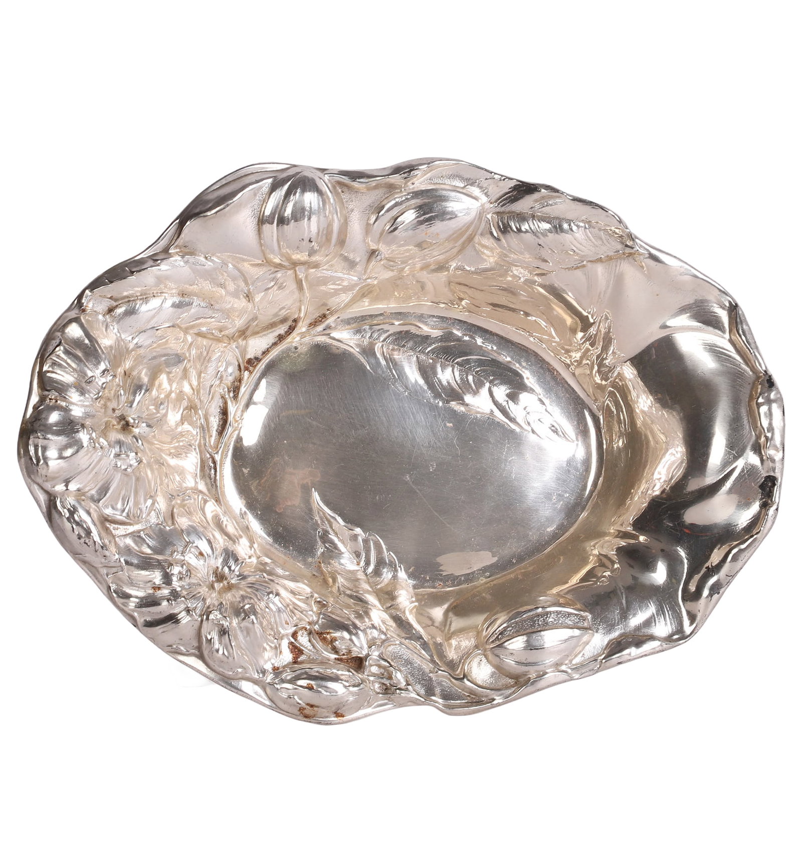 Sterling Floral Repousse Dish: Sterling Floral Repousse Dish Sterling silver Art Nouveau style floral repousse dish. 8 3/4"L x 6 1/2"W, 4.505 ozt.