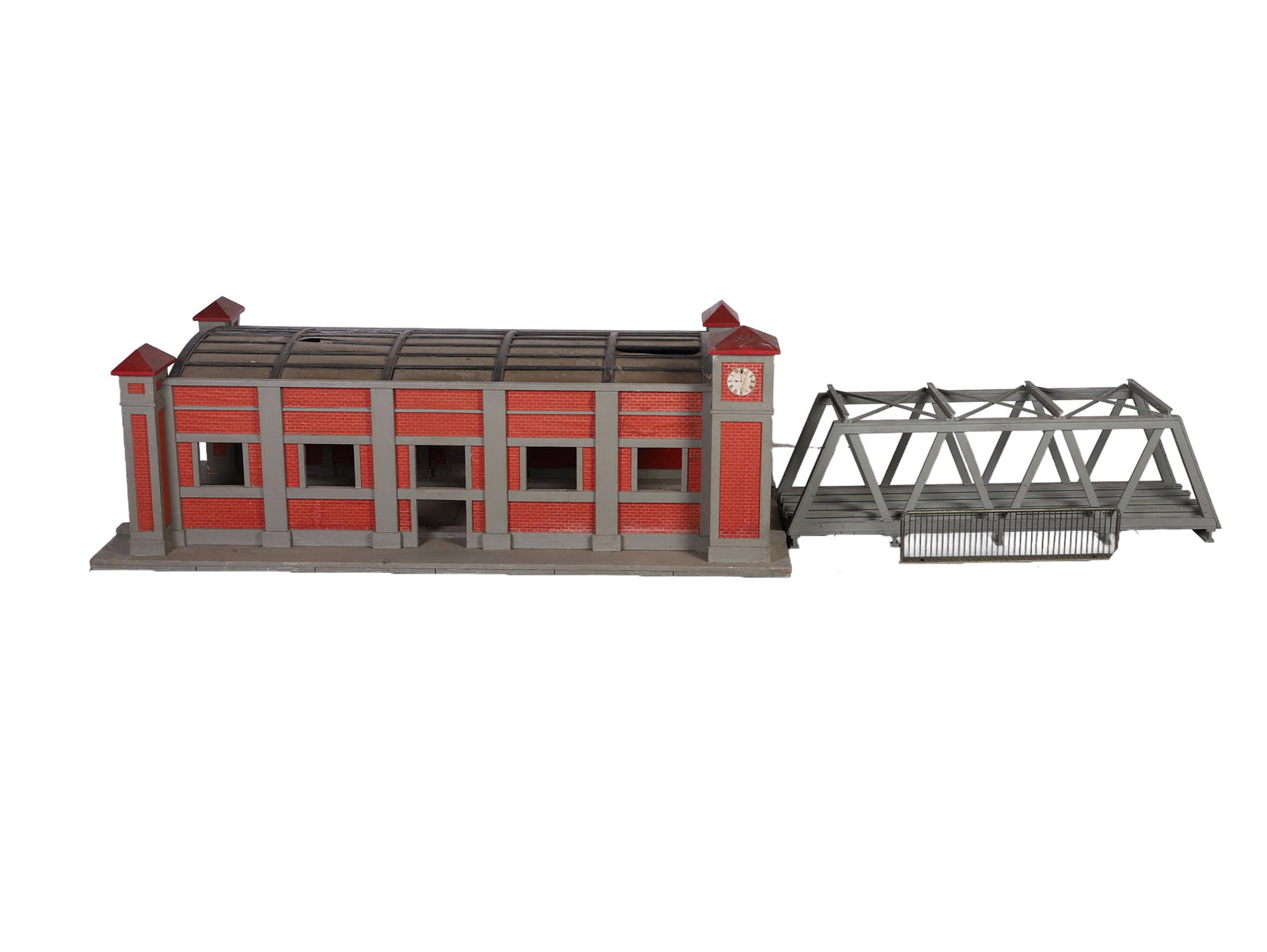 O-G Gauge Scale Train Shed, Bridge and Guard Rail (1 of 7)