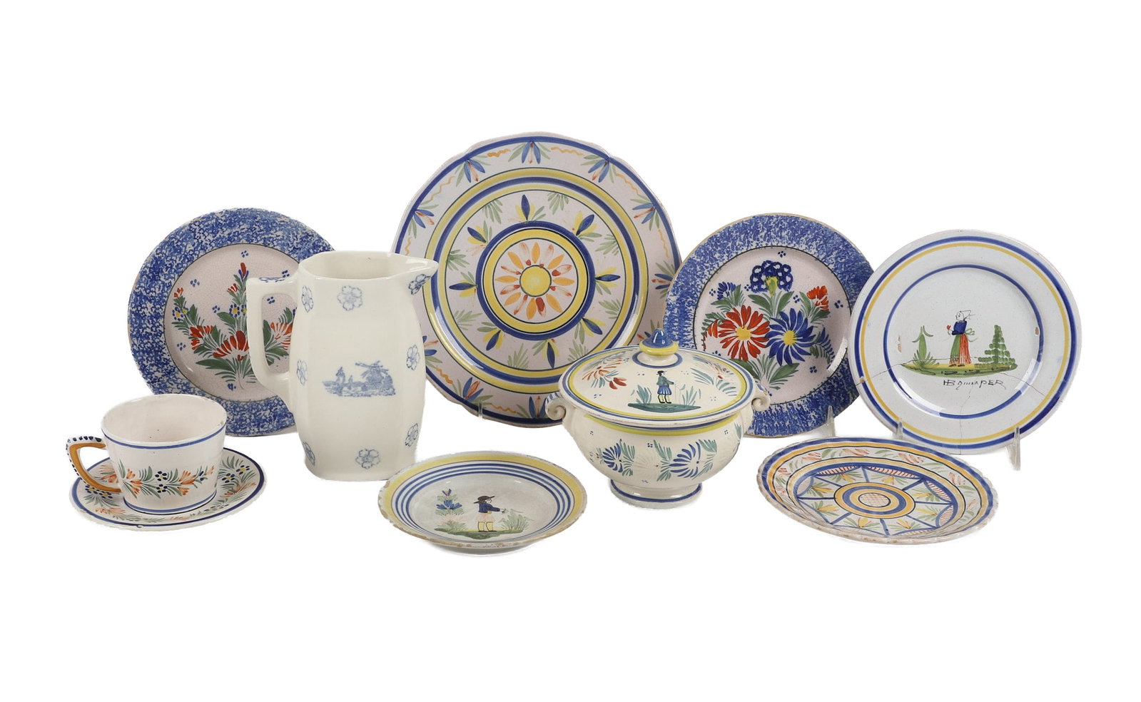 Quimper and Pottery Grouping (1 of 16)