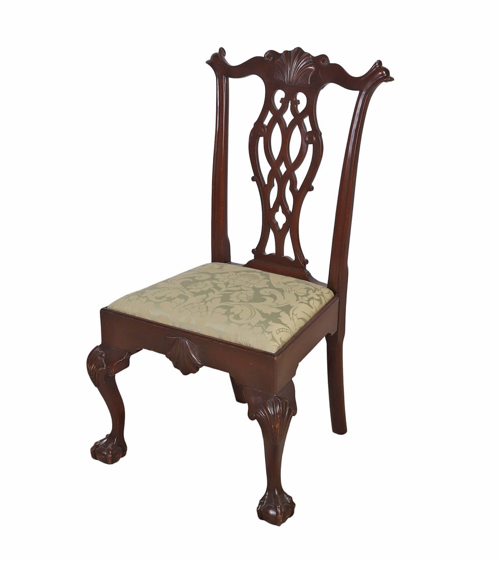 Philadelphia Chippendale Style Side Chair: Philadelphia Chippendale Style Side Chair Carved clamshell motif over carved ball and claw feet. Backplat needs re-gluing. Size: 40.5" H x 23.5" W x 21" D.