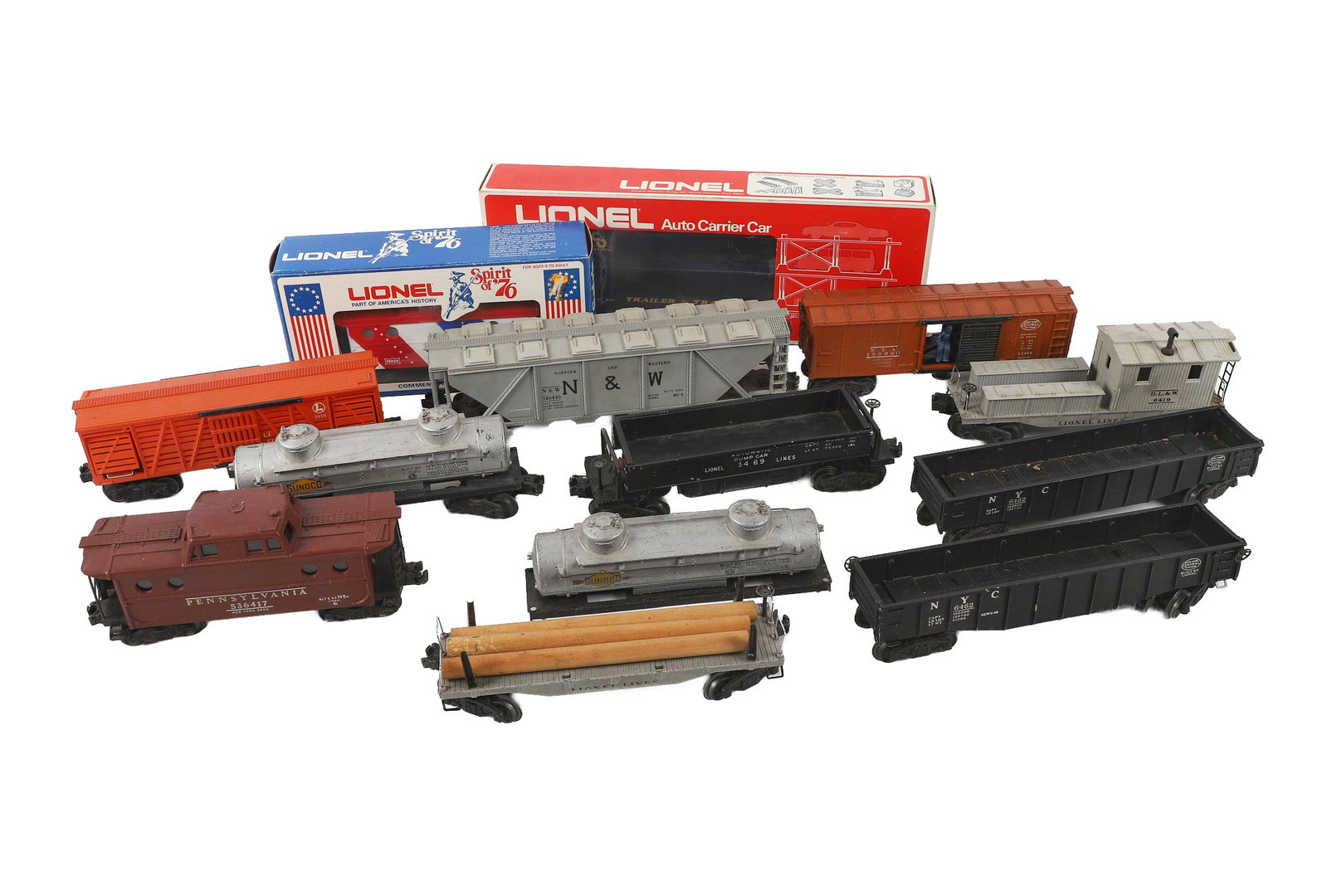 (13) Lionel Train Car Lot (1 of 11)