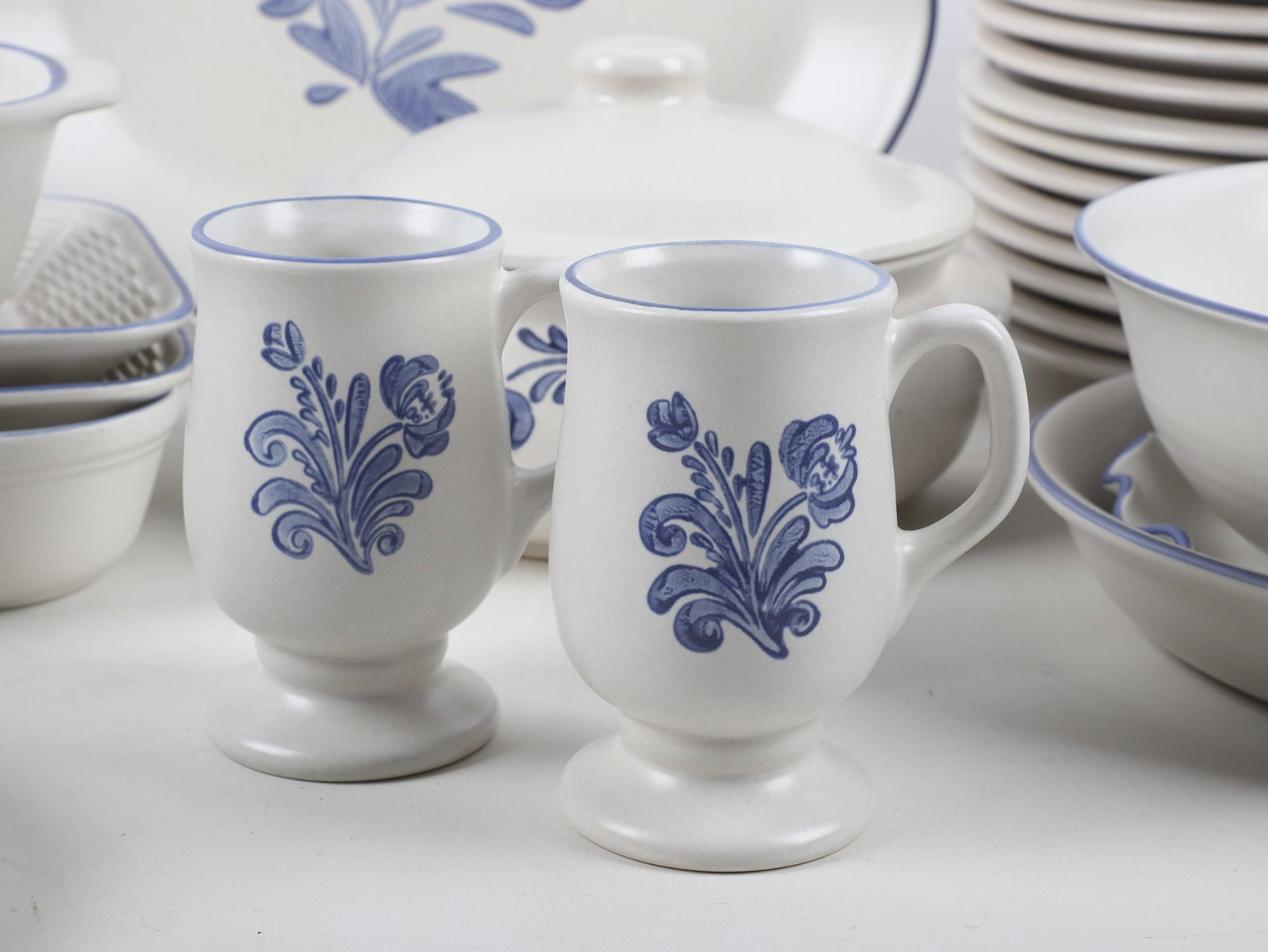 Assorted Pfaltzgraff 'Yorktowne' Dinnerware - 6