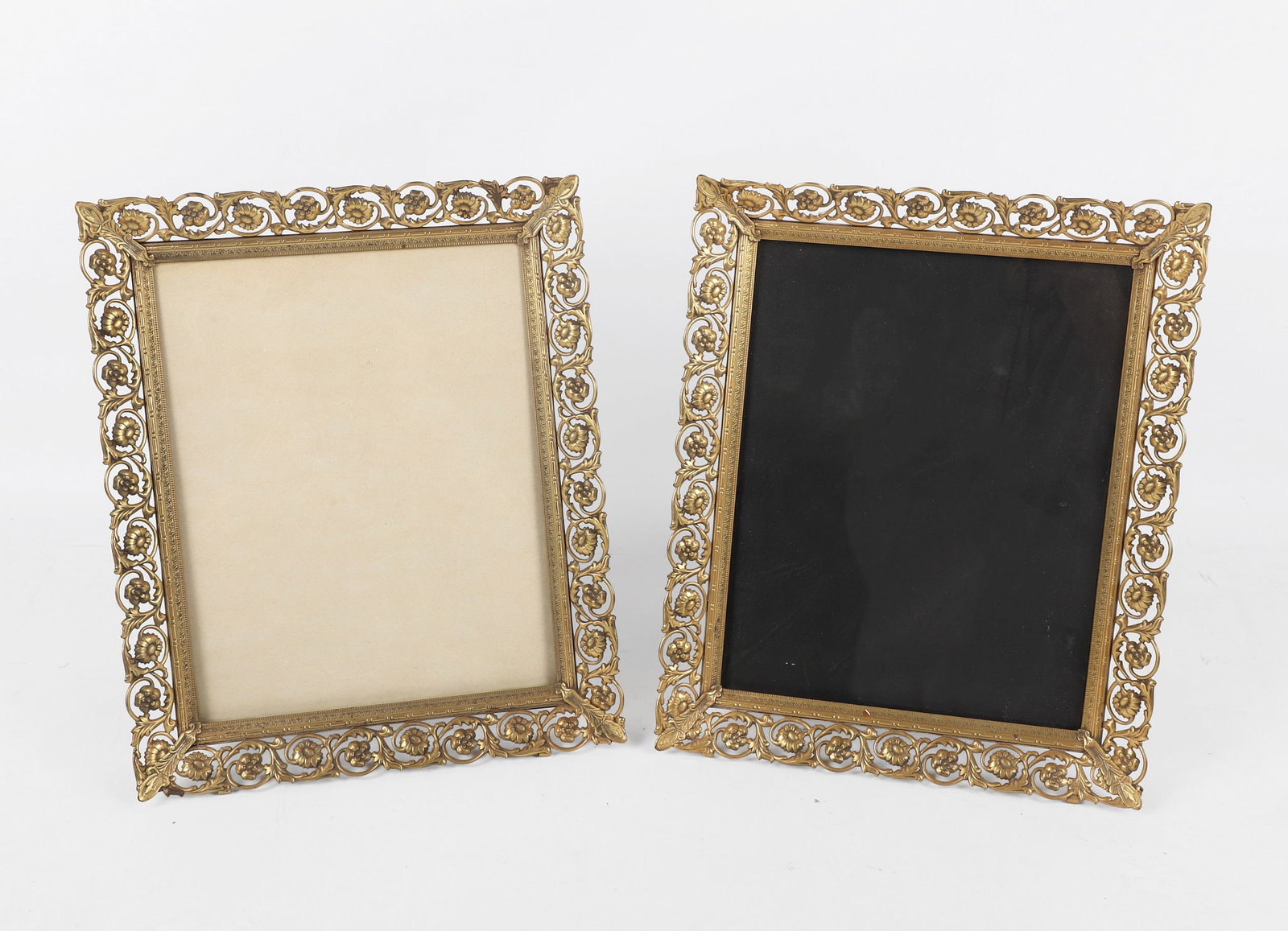 (2) Plateaus & (2) Frames - 2