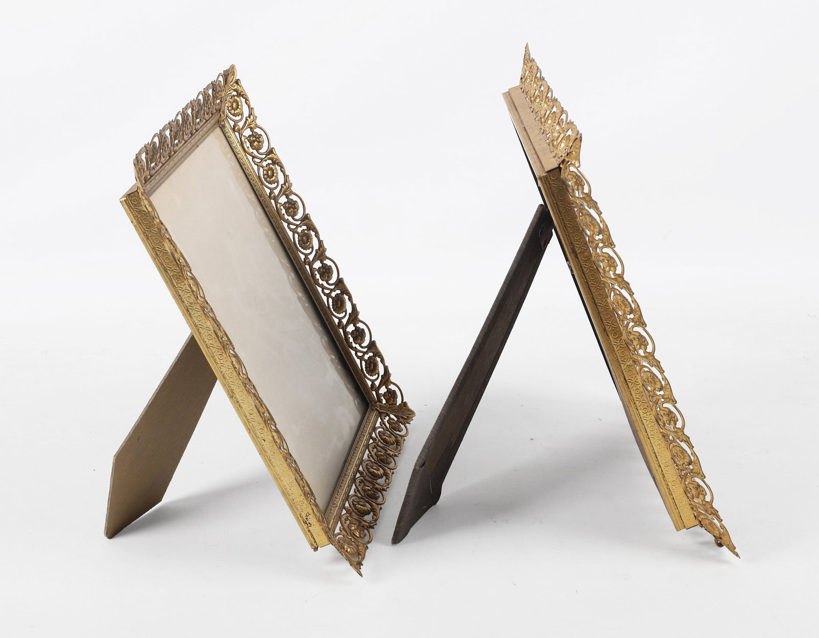 (2) Plateaus & (2) Frames - 3