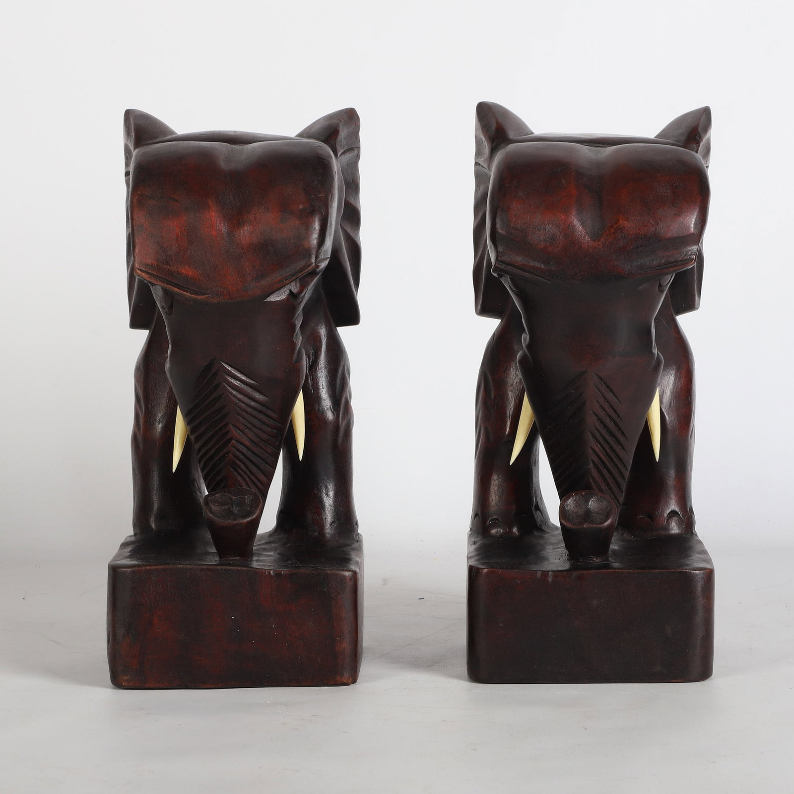 Assorted Ethnographic Decor - 11