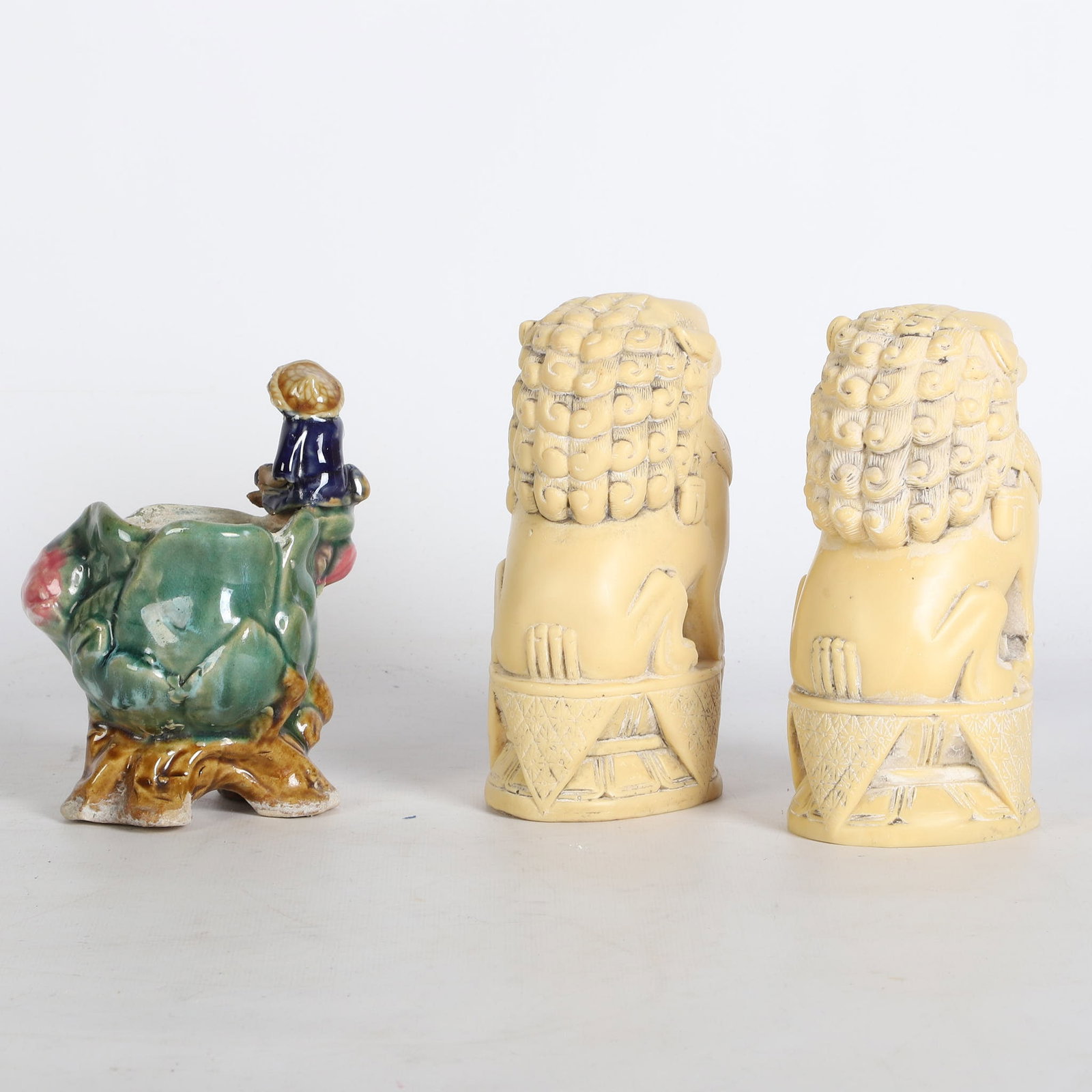 Assorted Ethnographic Decor - 18