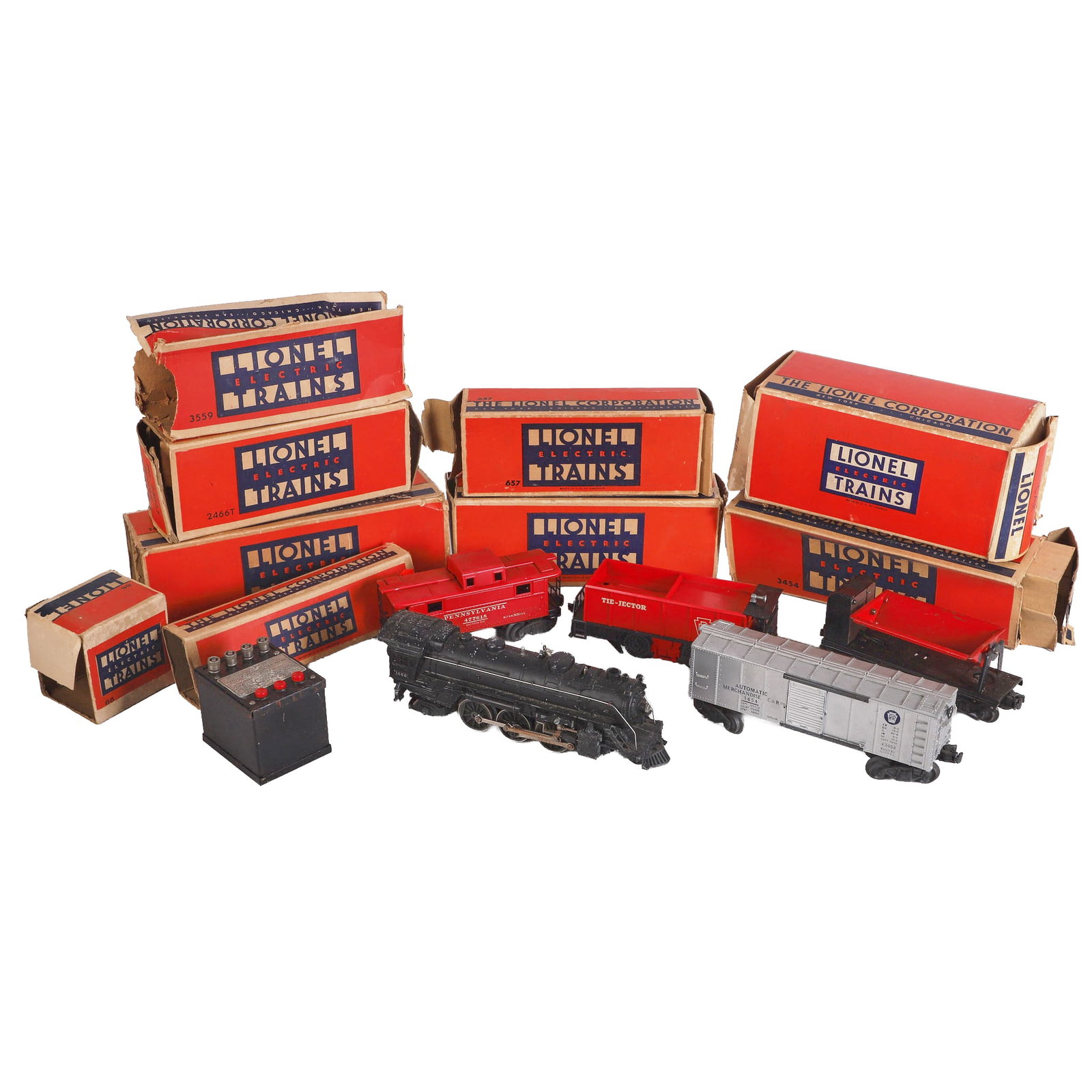 Lionel Train and Accessory Group with Original Boxes. (1 of 5)