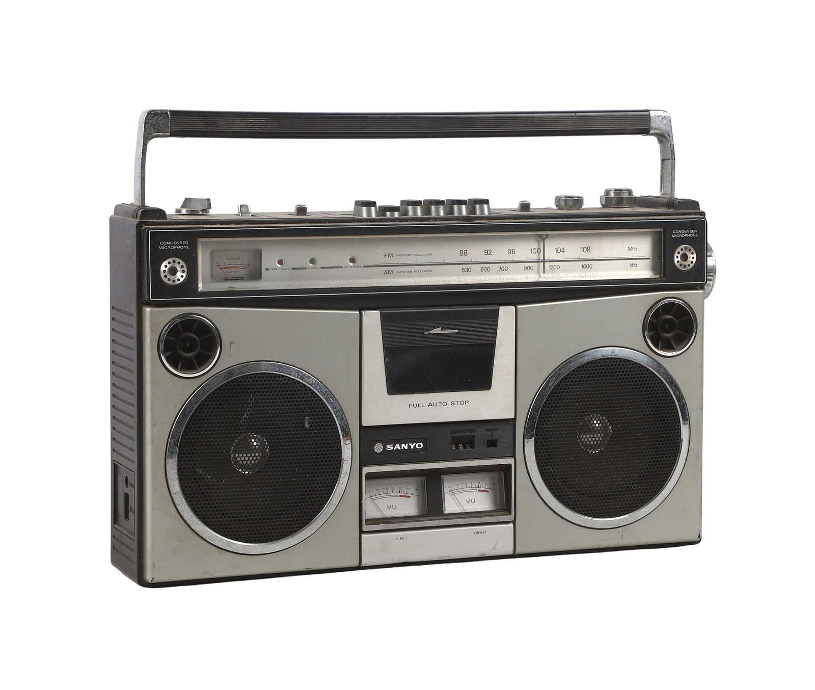 1980s Sanyo M-9977 Boombox: 1980s Sanyo M-9977 Boombox Classic 1980s Sanyo M-9977 boombox with AM/FM and casette player. 18 1/2"W x 11"H x 4 1/2"D