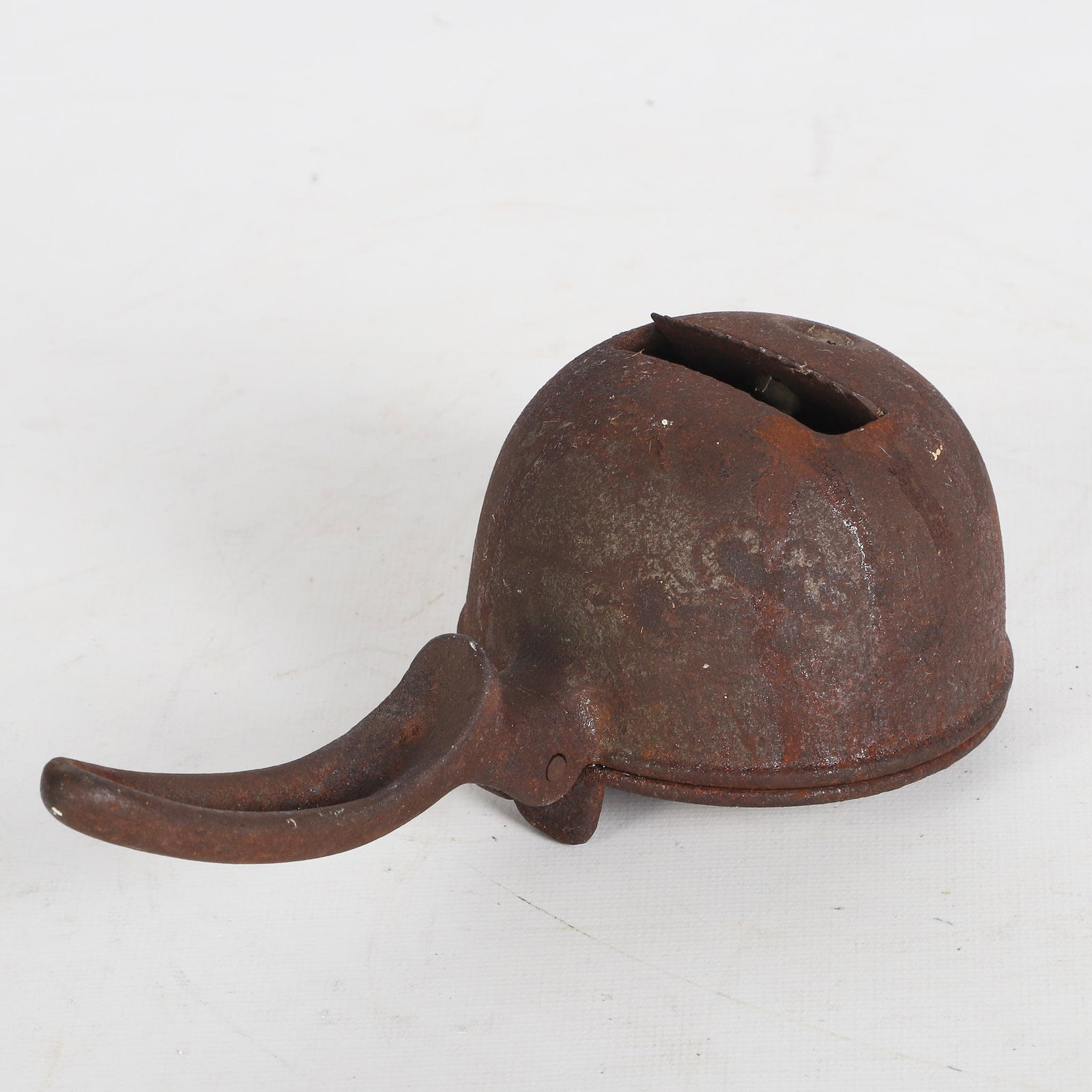 (8) Rustic Decoratives Lot - 16