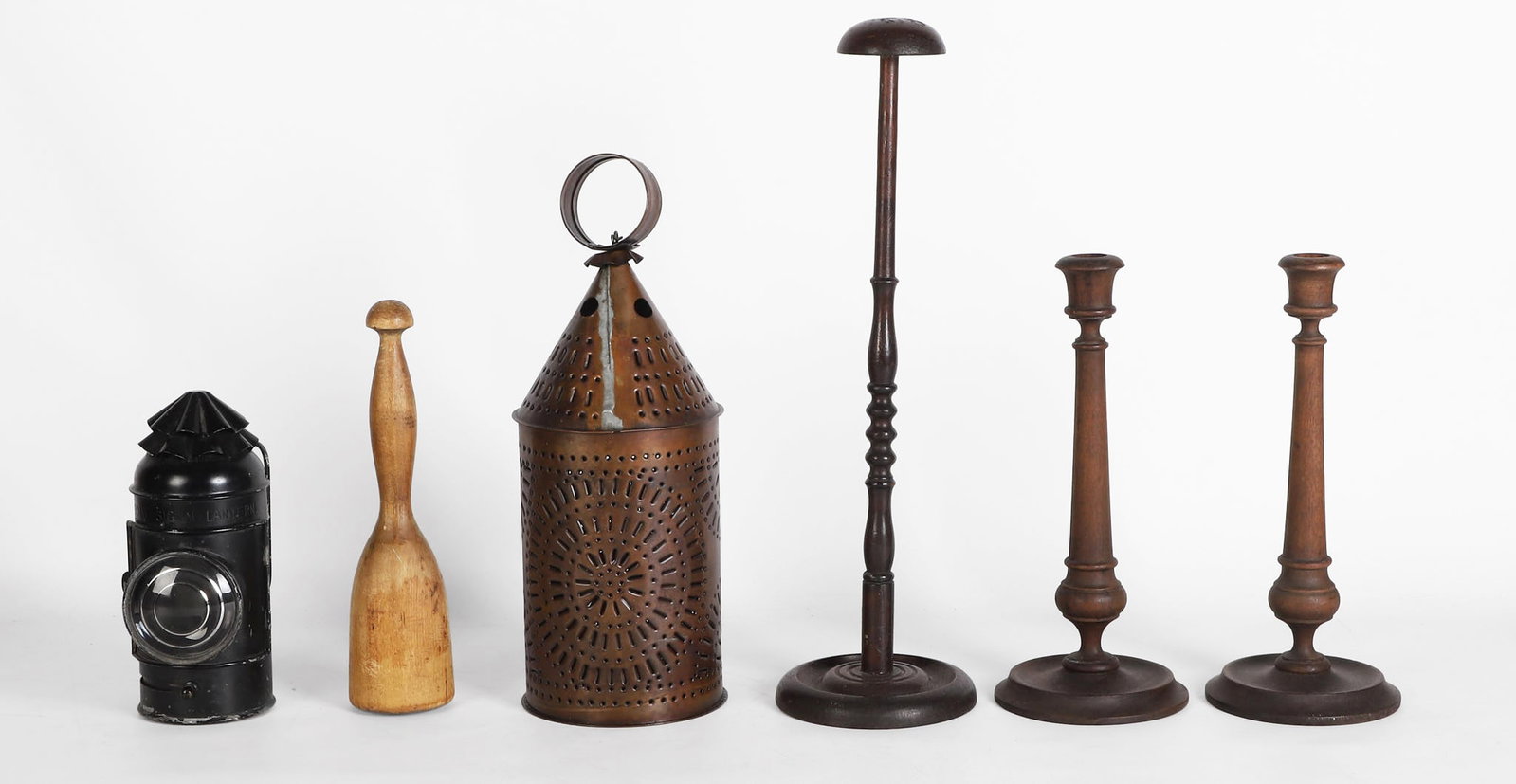 (8) Rustic Decoratives Lot - 2