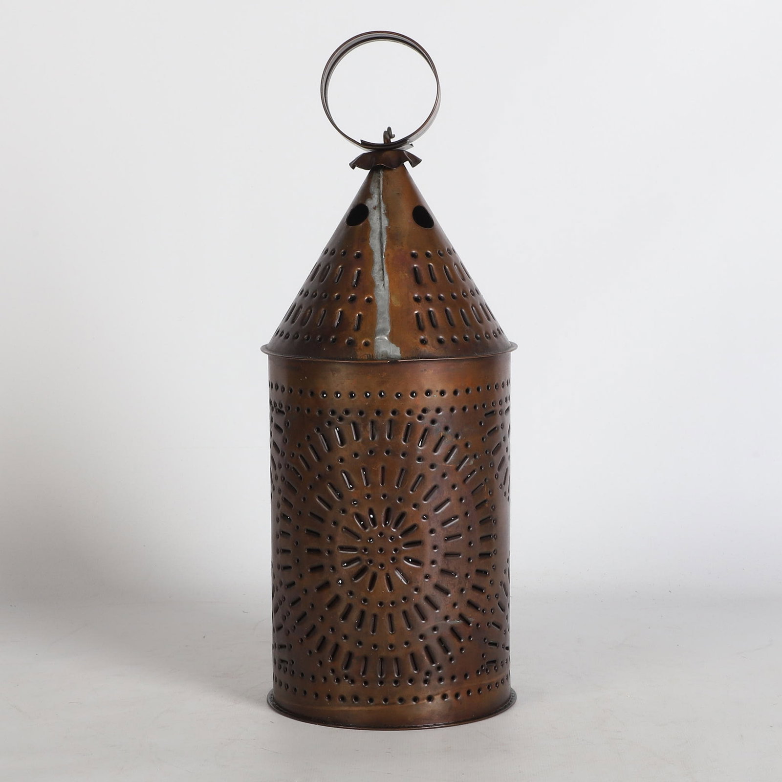 (8) Rustic Decoratives Lot - 6