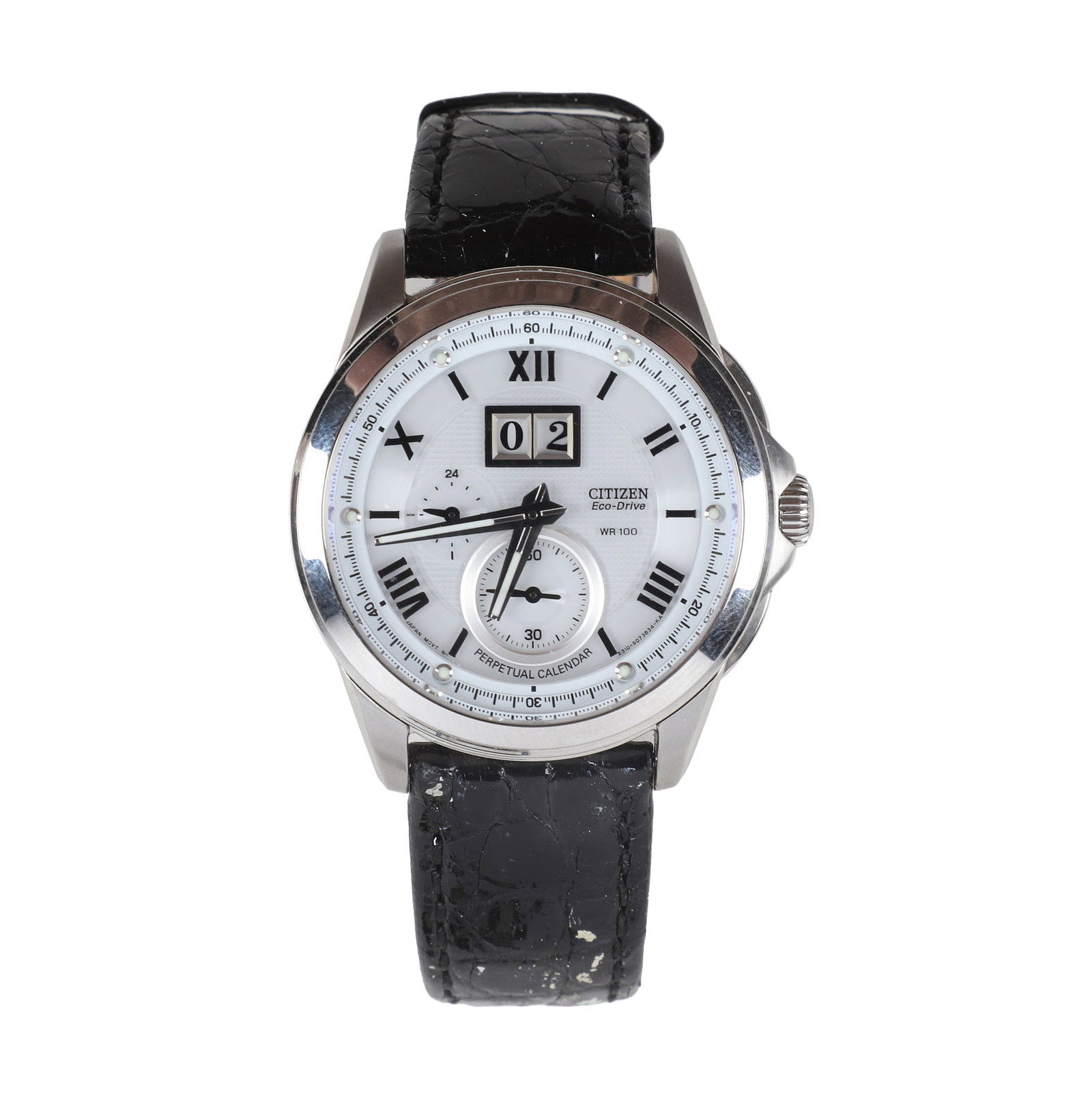 Limited Edition Citizen Eco Drive Wrist Watch: Limited edition Citizen Eco Drive Calibre 3100 wrist watch in display case, #712/999. Wear to and residue from watch pillow.