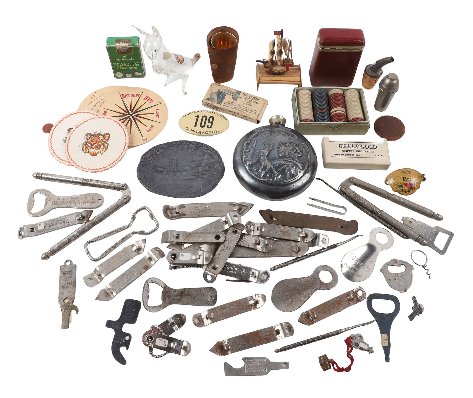 Vintage & Antique Bar & Gambling Accessories (1 of 11)