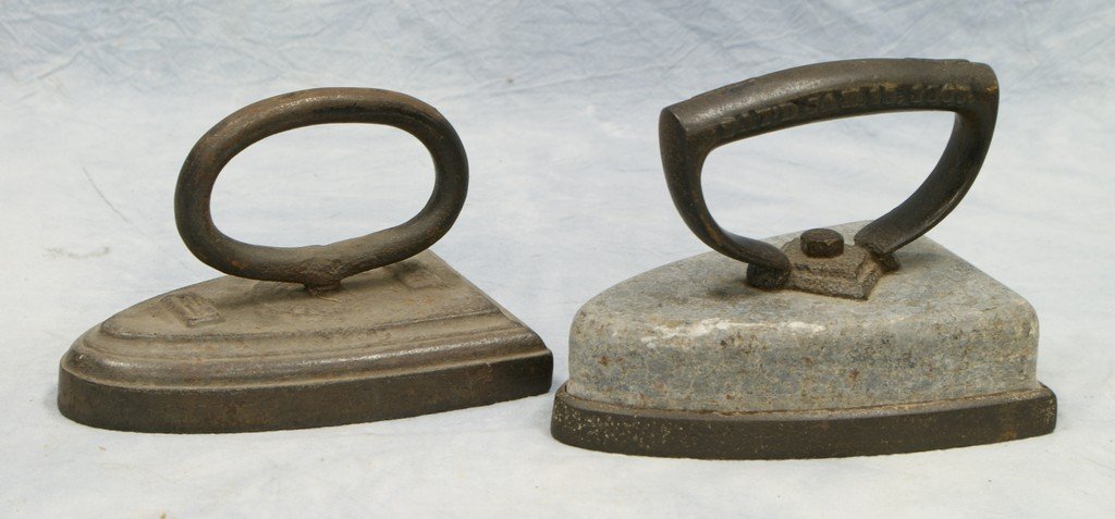 2 sad irons L- make-do handle R- HOODS soapstone: 2 sad irons L- make-do handle R- HOODS soapstone
