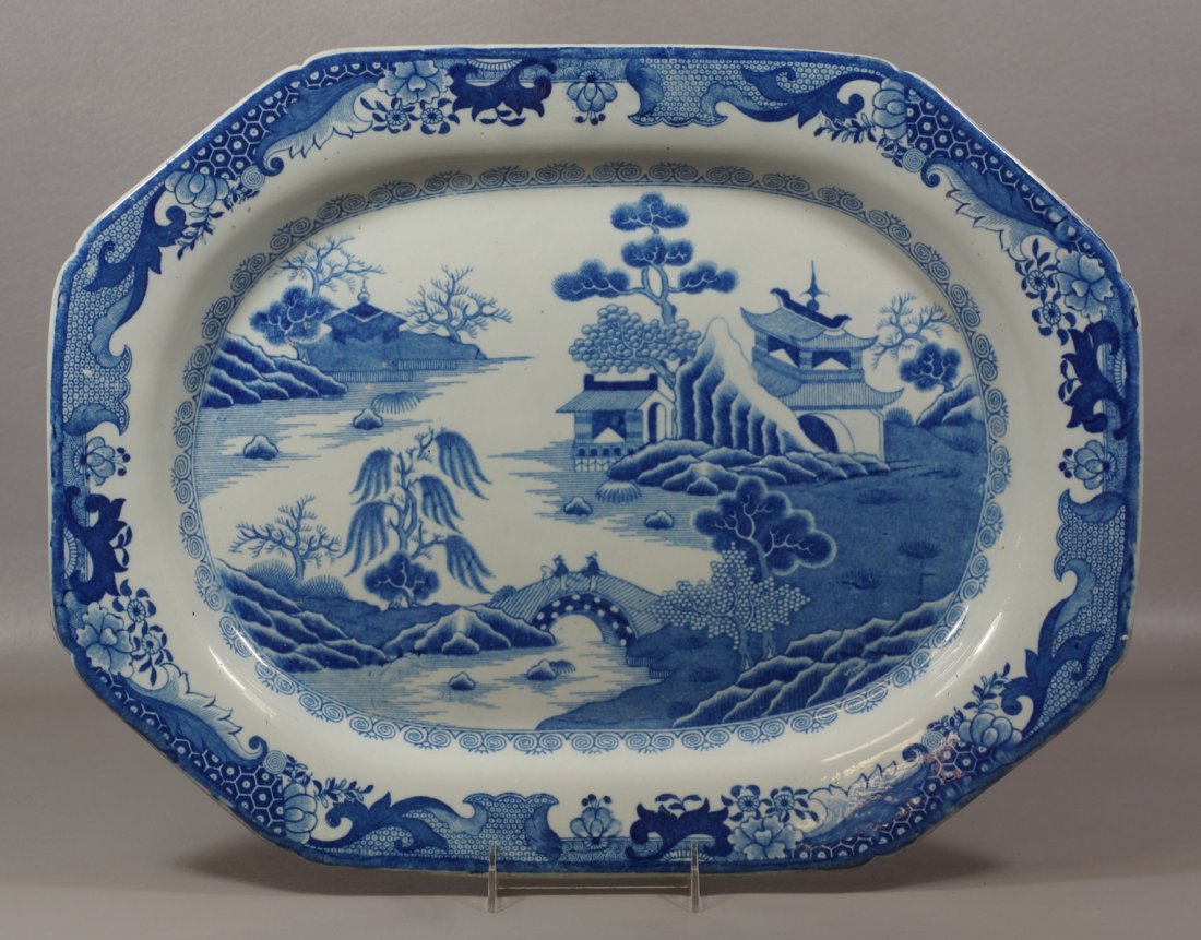 English blue transfer ironstone platter with Chinois: English blue transfer ironstone platter with Chinois Center Medallion, unmarked, approx 19-7/8" wide