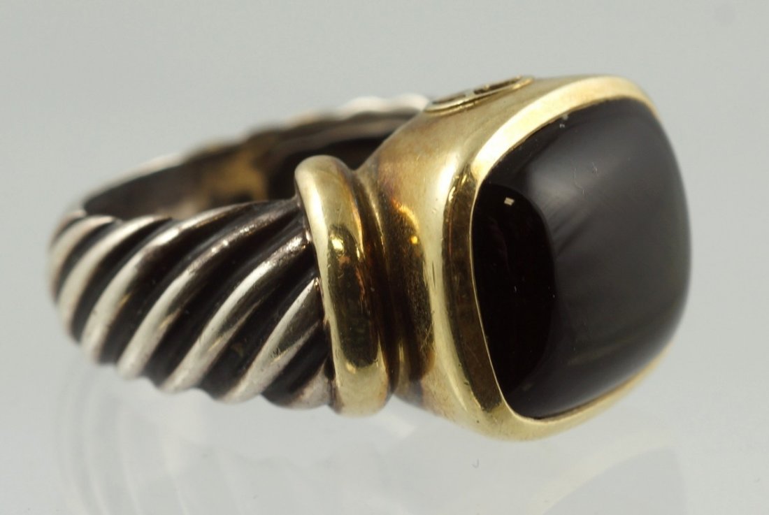 David Yurman 14K and Sterling Ring with onyx stone,: David Yurman 14K and Sterling Ring with onyx stone, size 6, 0.29 Troy Oz
