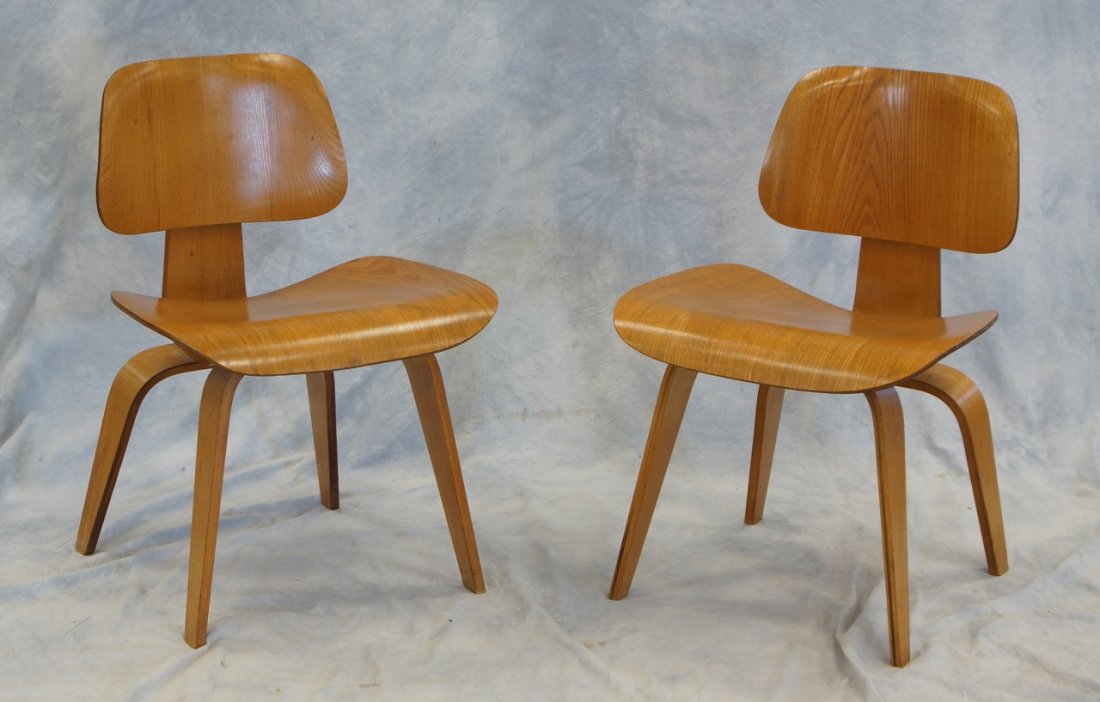 2 Charles Eames plywood DCW chairs, c 1950: 2 Charles Eames plywood DCW chairs, c 1950