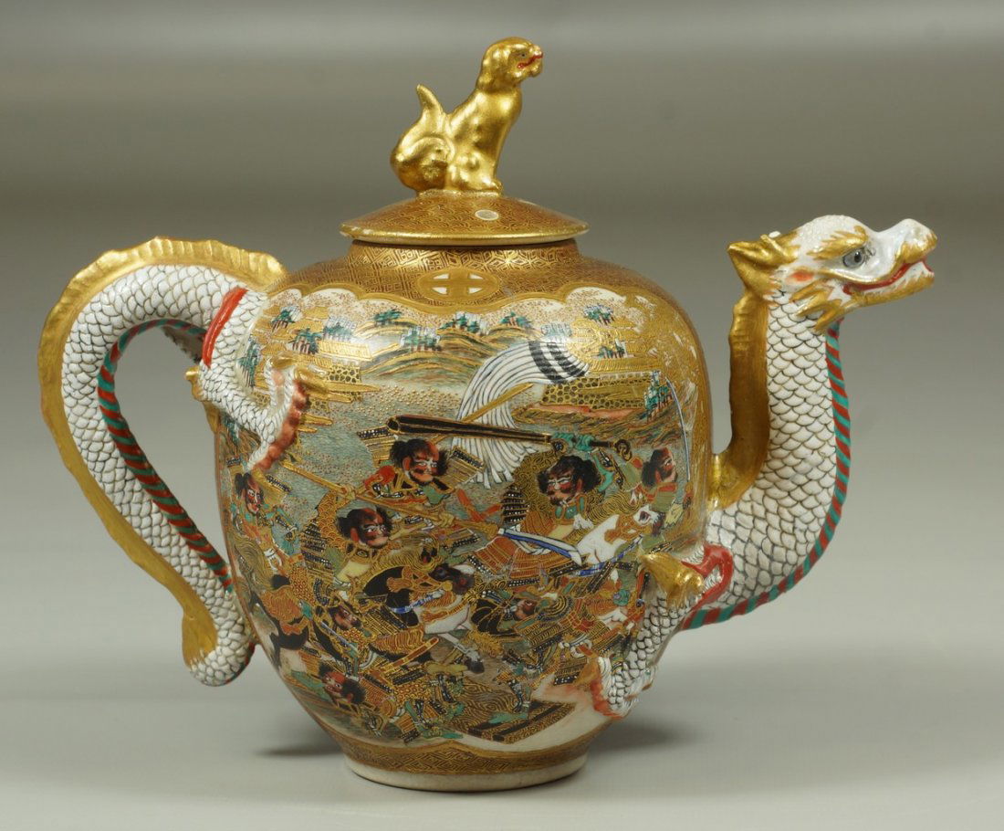 Fine Quality Japanese Satsuma Dragon Teapot with