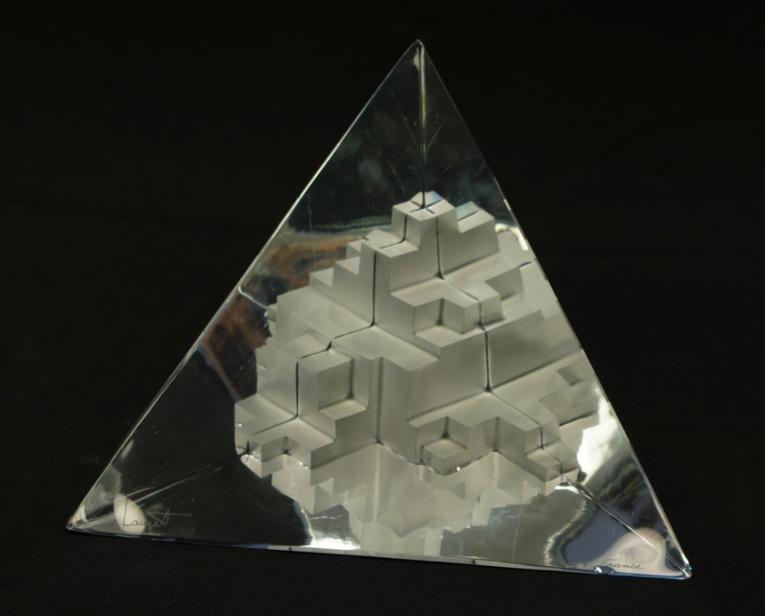 Richard Lauret crystal pyramid sculpture "Atlantide" Da: Richard Lauret crystal pyramid sculpture "Atlantide" Daum, France, numbered and signed on base height: 8 1/2 in. Width: 10 3/4 in.
